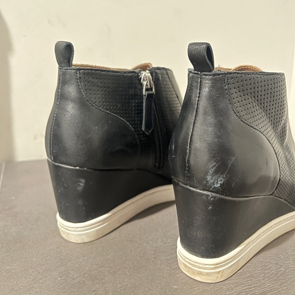 Linea Paolo Black and White Felicia Wedge Sneaker Shoes Size 7.5 - Picture 9 of 12